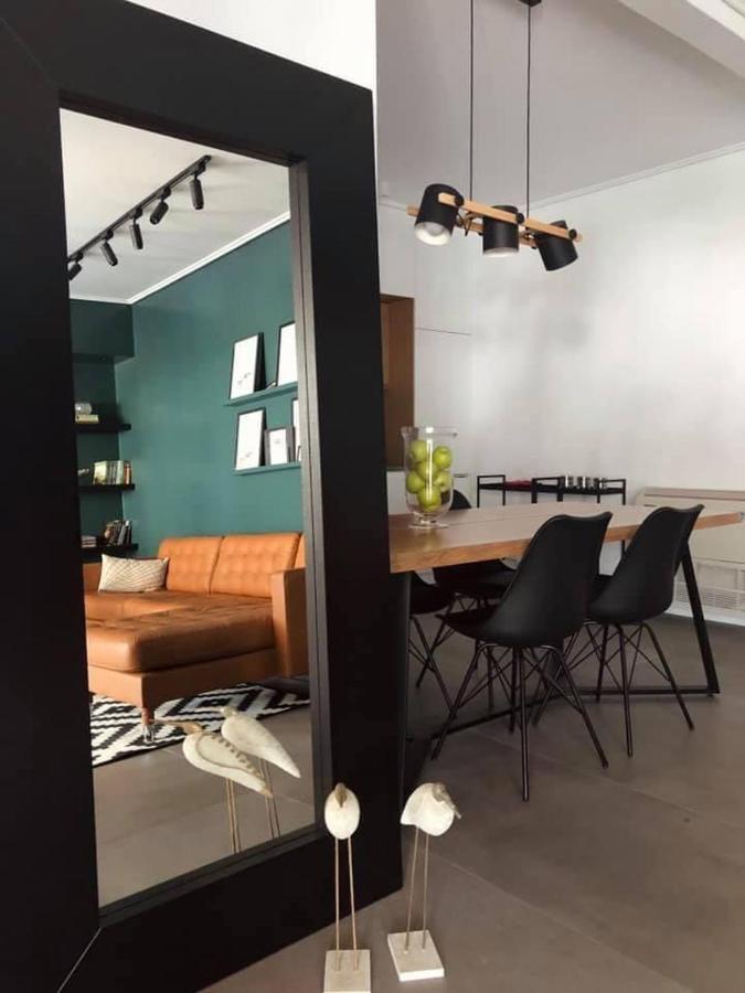 Novi'S Luxury Apartment 1 Gjirokastër Екстериор снимка
